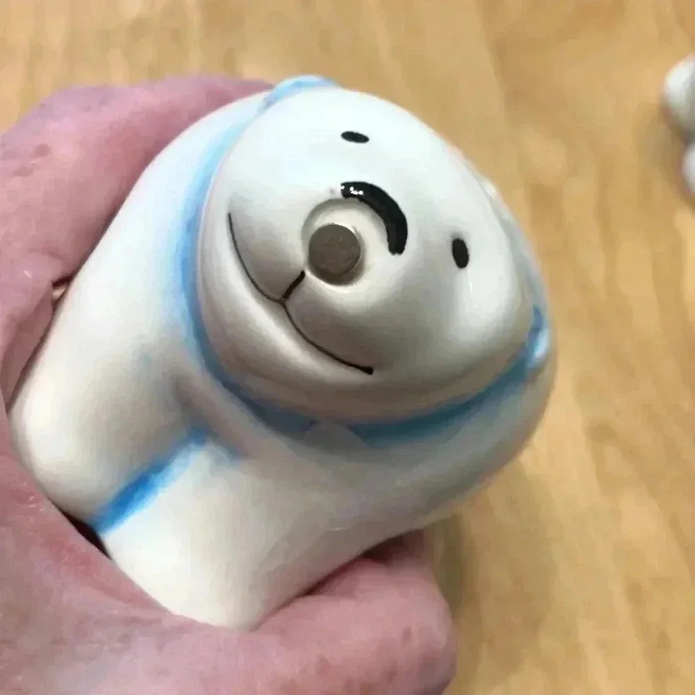 Vintage ceramic polar bear salt and pepper shakers